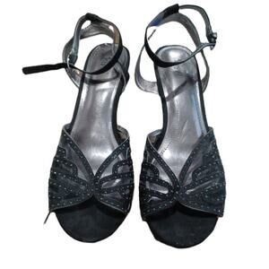 FIONI Strap & Mesh 2.5" Heels Size 8